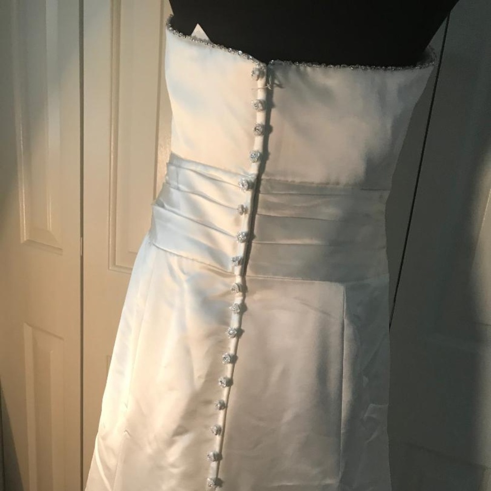 BRIDAL - Picture 5 of 6